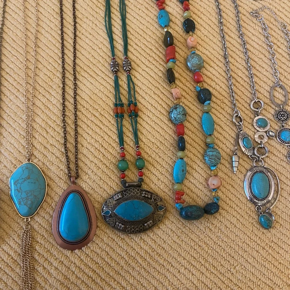 Jewelry - Picture 7 of 13